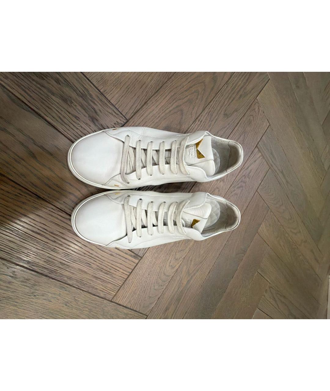 FENDI Белые кожаные низкие кроссовки / кеды, фото 2
