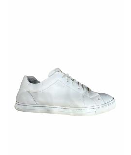 FENDI Низкие кроссовки / кеды