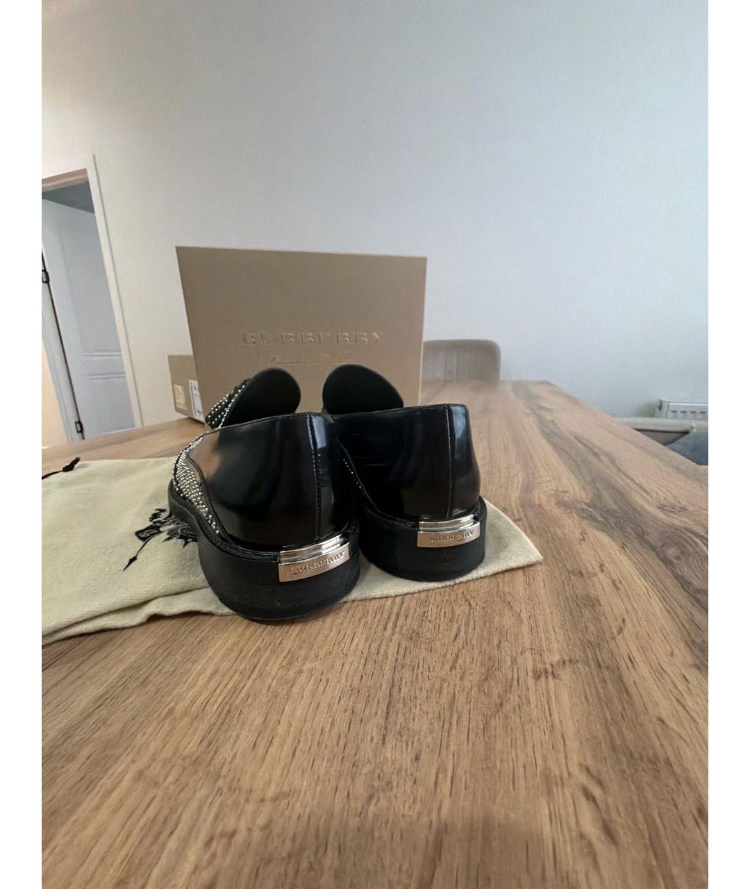 BURBERRY Черные лоферы из лакированной кожи, фото 4