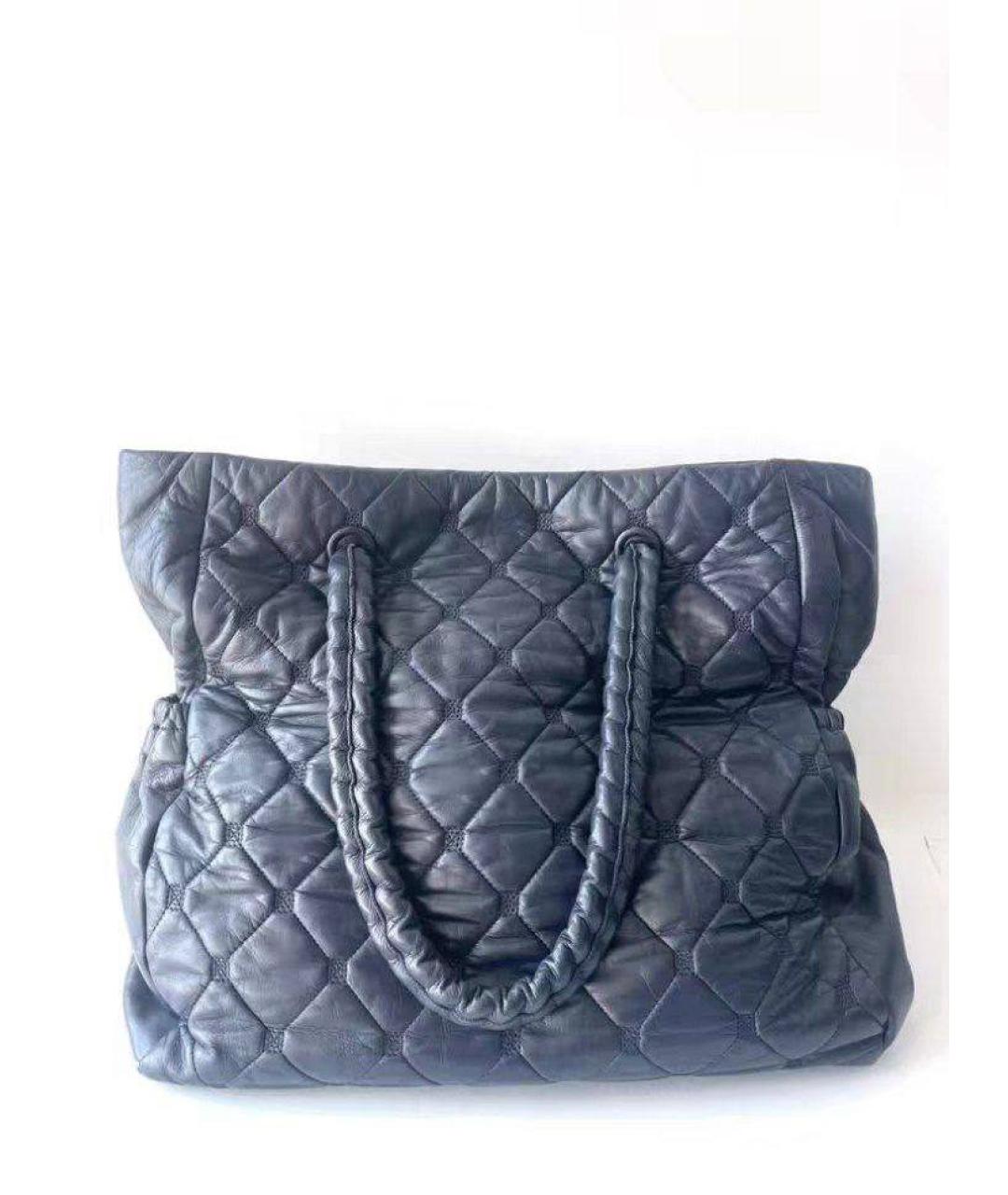 CHANEL Темно-синяя кожаная сумка тоут, фото 3