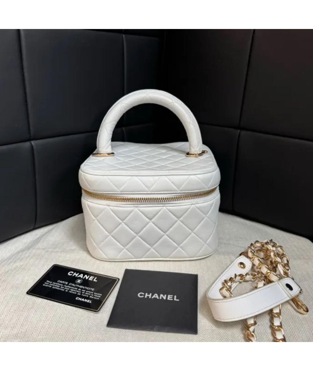 CHANEL Белая кожаная косметичка, фото 6
