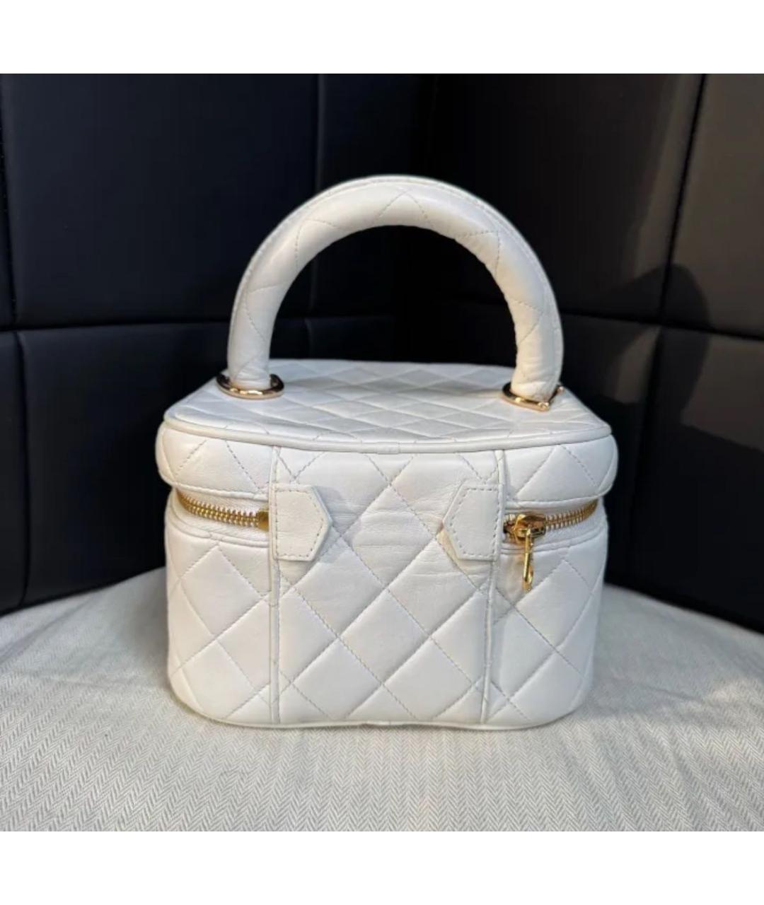 CHANEL Белая кожаная косметичка, фото 5