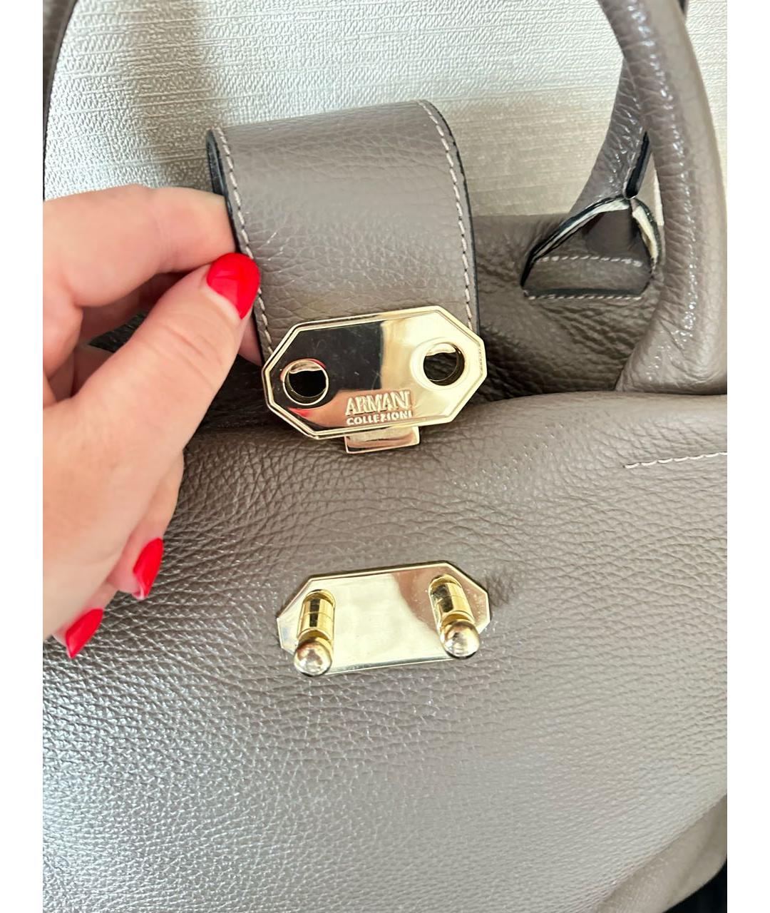 ARMANI COLLEZIONI Серая кожаная сумка с короткими ручками, фото 6