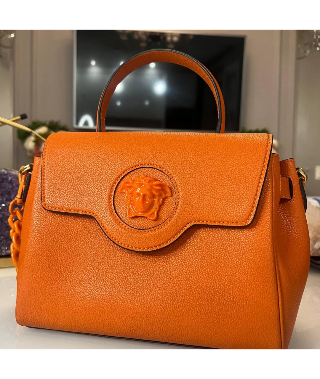 VERSACE Оранжевая кожаная сумка с короткими ручками, фото 2