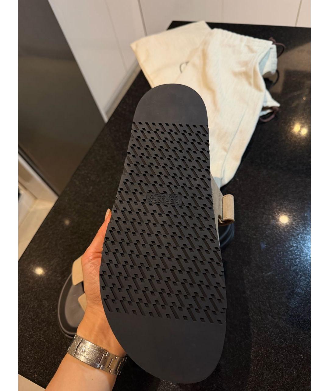 HERMES Бежевые замшевые шлепанцы, фото 3