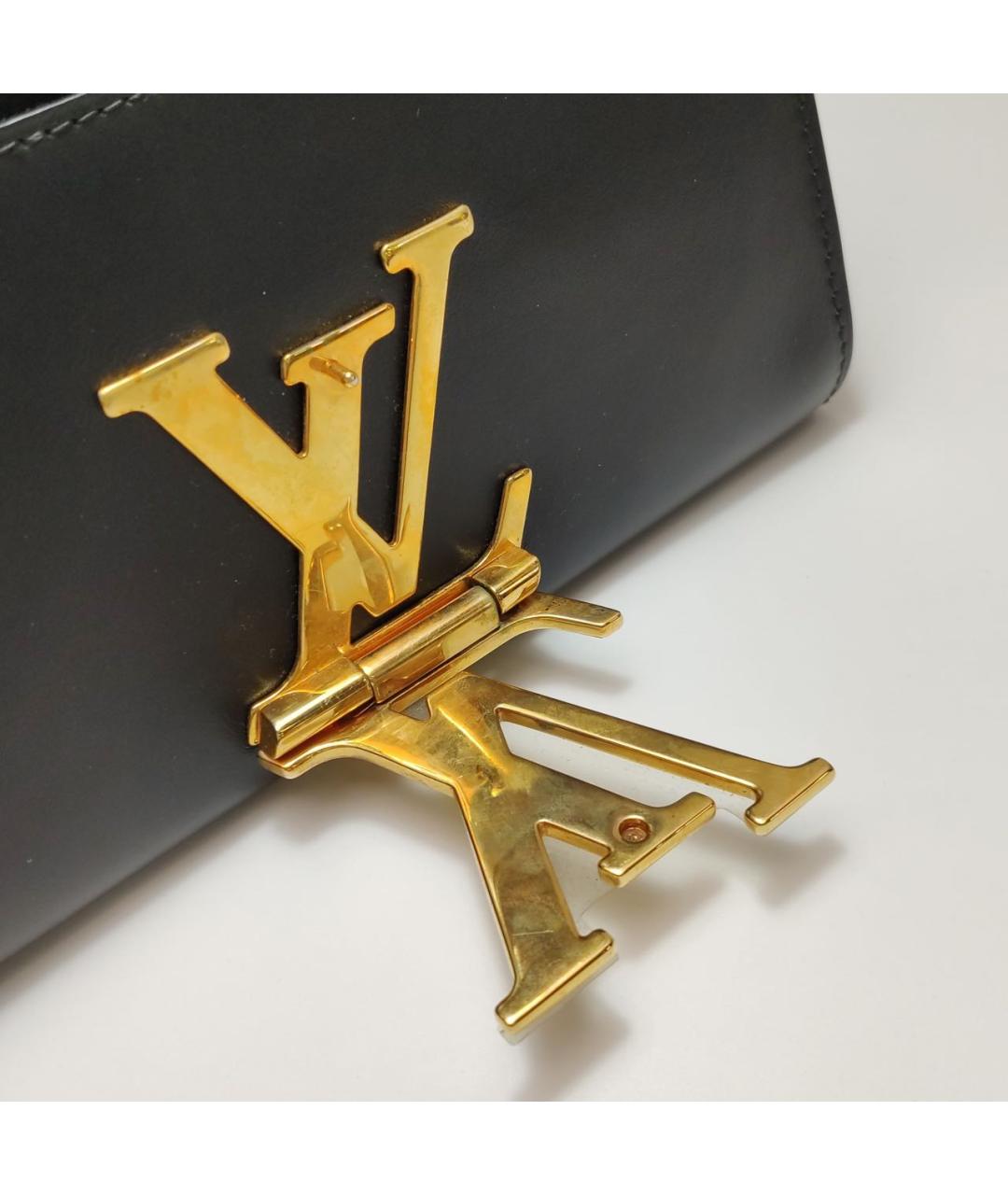 LOUIS VUITTON Черная кожаная сумка через плечо, фото 5