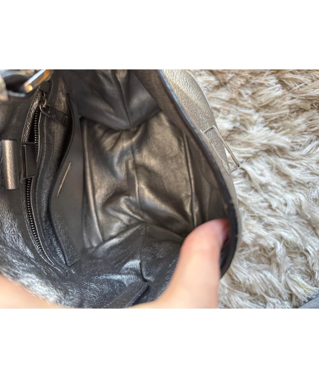 MIU MIU Серебряная кожаная сумка через плечо, фото 2