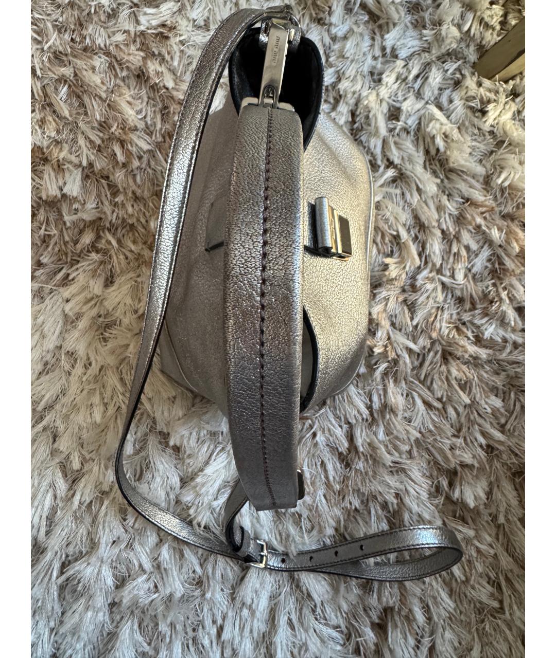 MIU MIU Серебряная кожаная сумка через плечо, фото 7