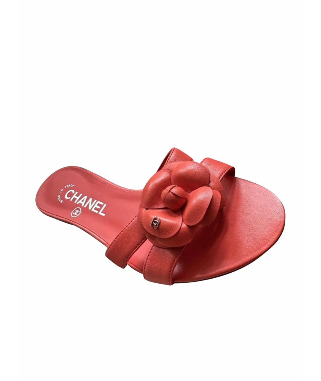 CHANEL Красные кожаные шлепанцы, фото 1