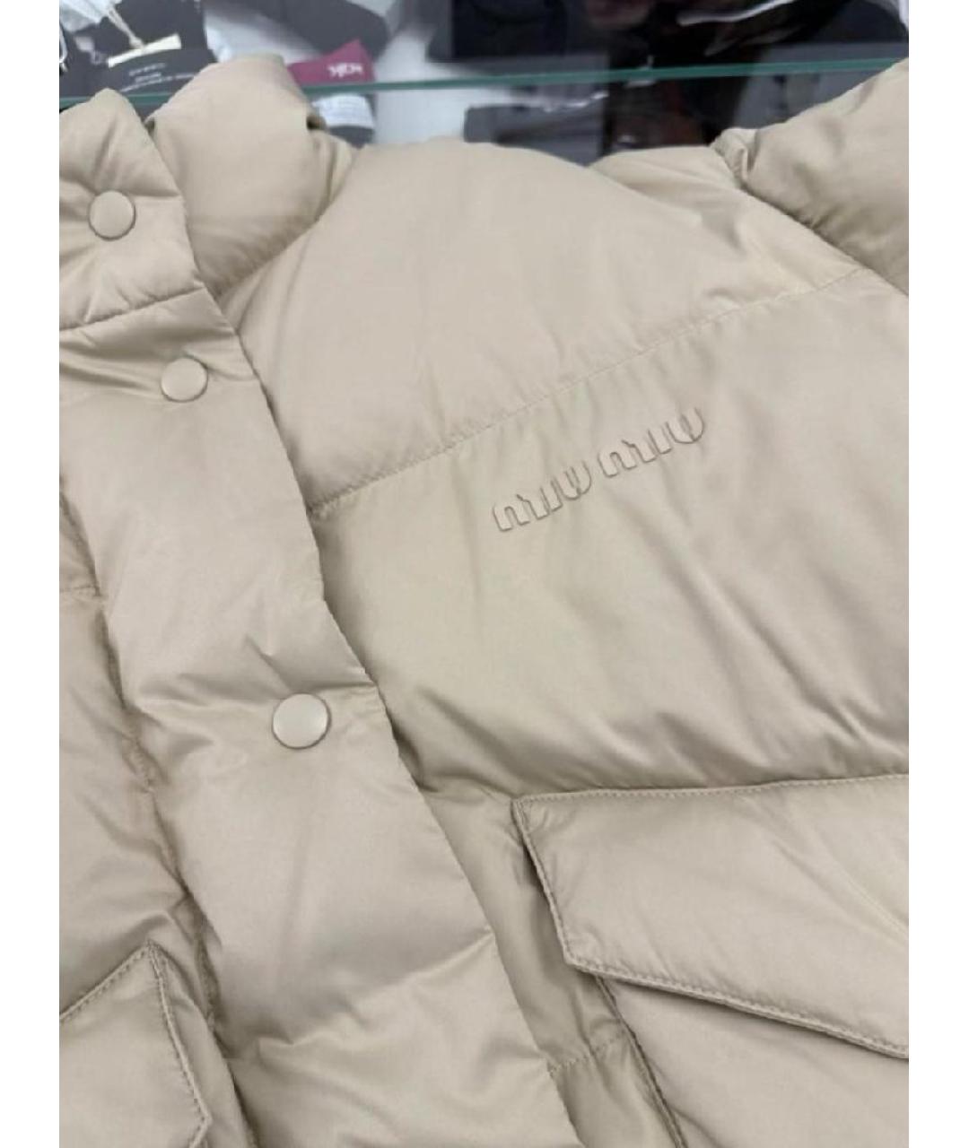 MIU MIU Бежевый полиэстеровый пуховик, фото 4