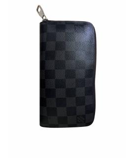 LOUIS VUITTON Кошелек