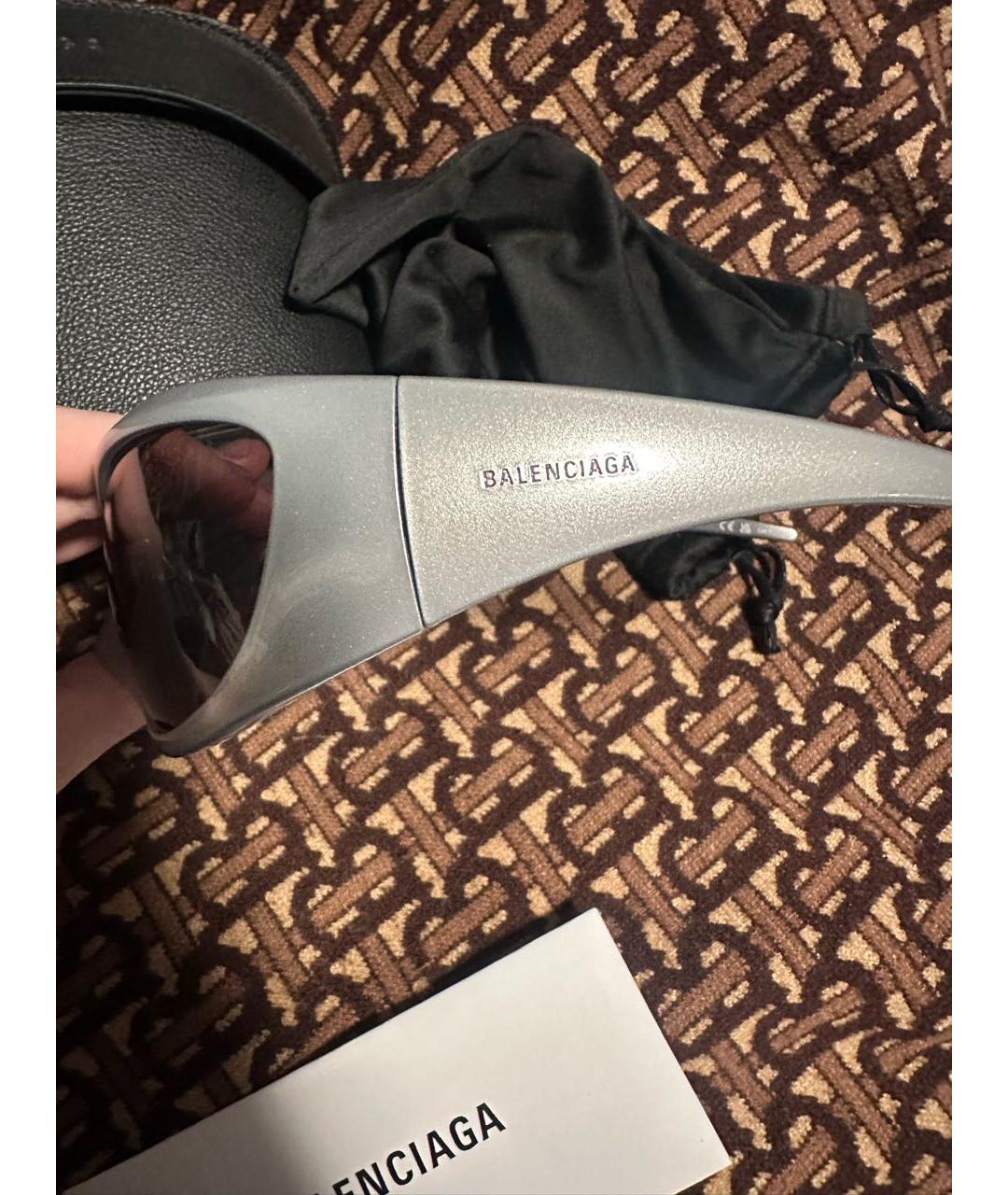 BALENCIAGA Серебряные пластиковые солнцезащитные очки, фото 3