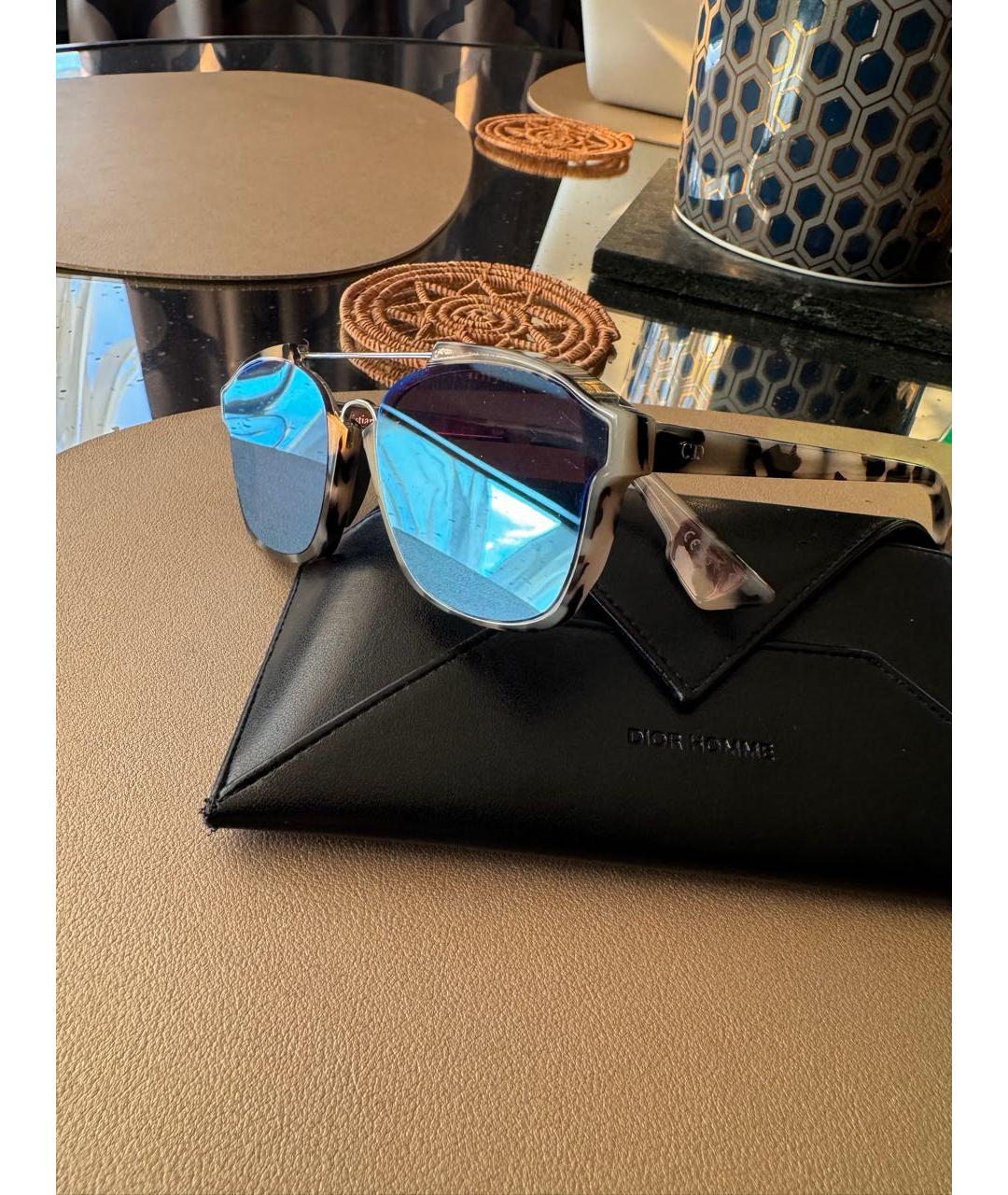 CHRISTIAN DIOR Голубые пластиковые солнцезащитные очки, фото 4