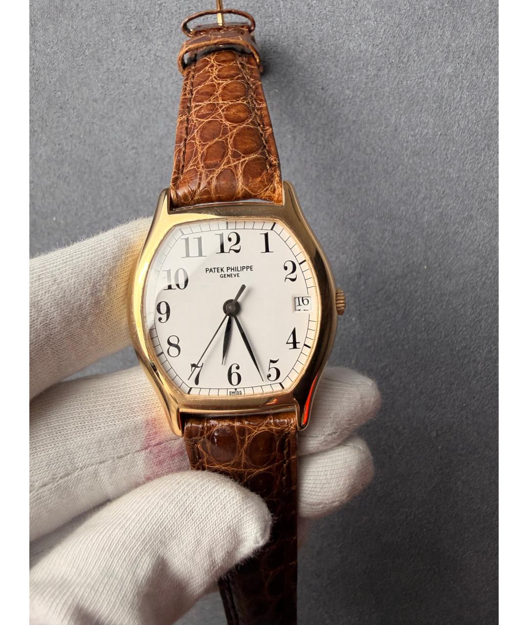 PATEK PHILIPPE Белые часы из желтого золота, фото 3