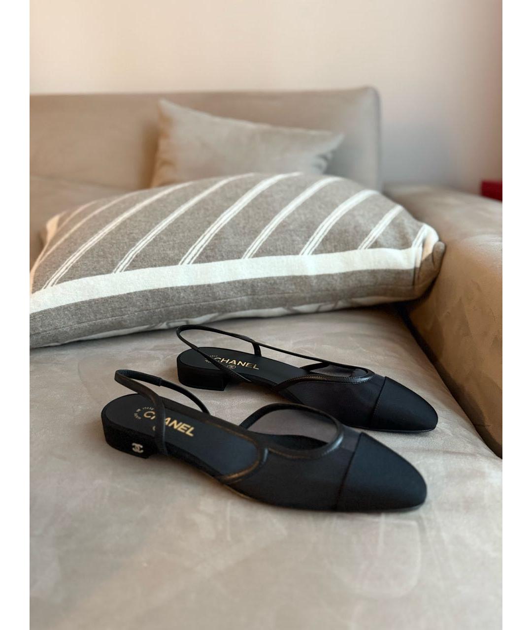 CHANEL Черные кожаные лодочки на низком каблуке, фото 3