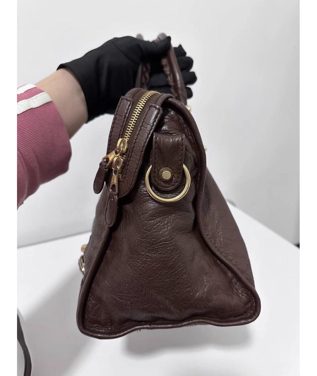 BALENCIAGA Коричневая кожаная сумка с короткими ручками, фото 6