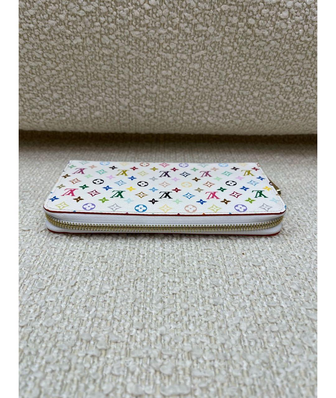 LOUIS VUITTON Белый кожаный кошелек, фото 7