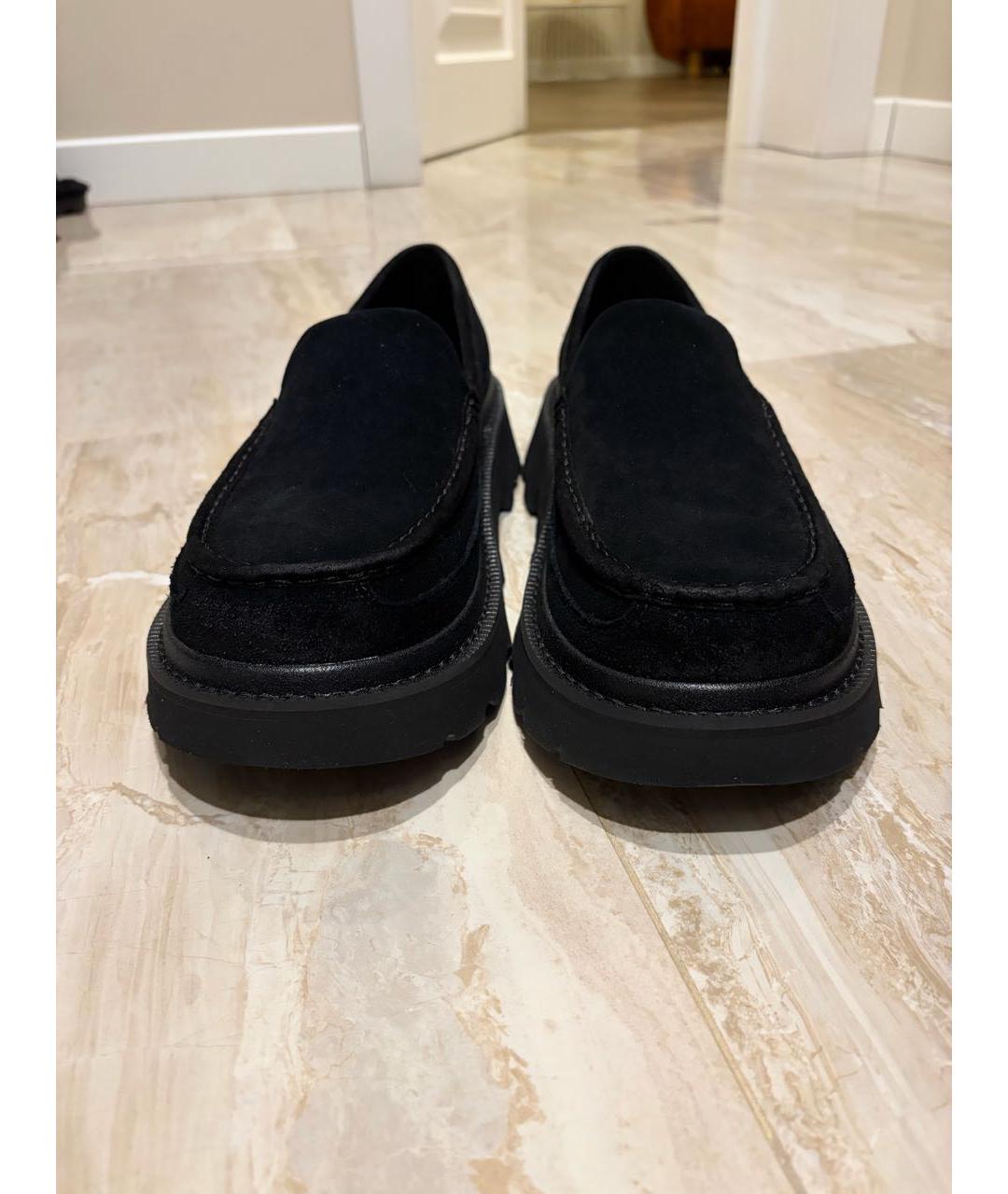 UGG AUSTRALIA Черные замшевые лоферы, фото 2