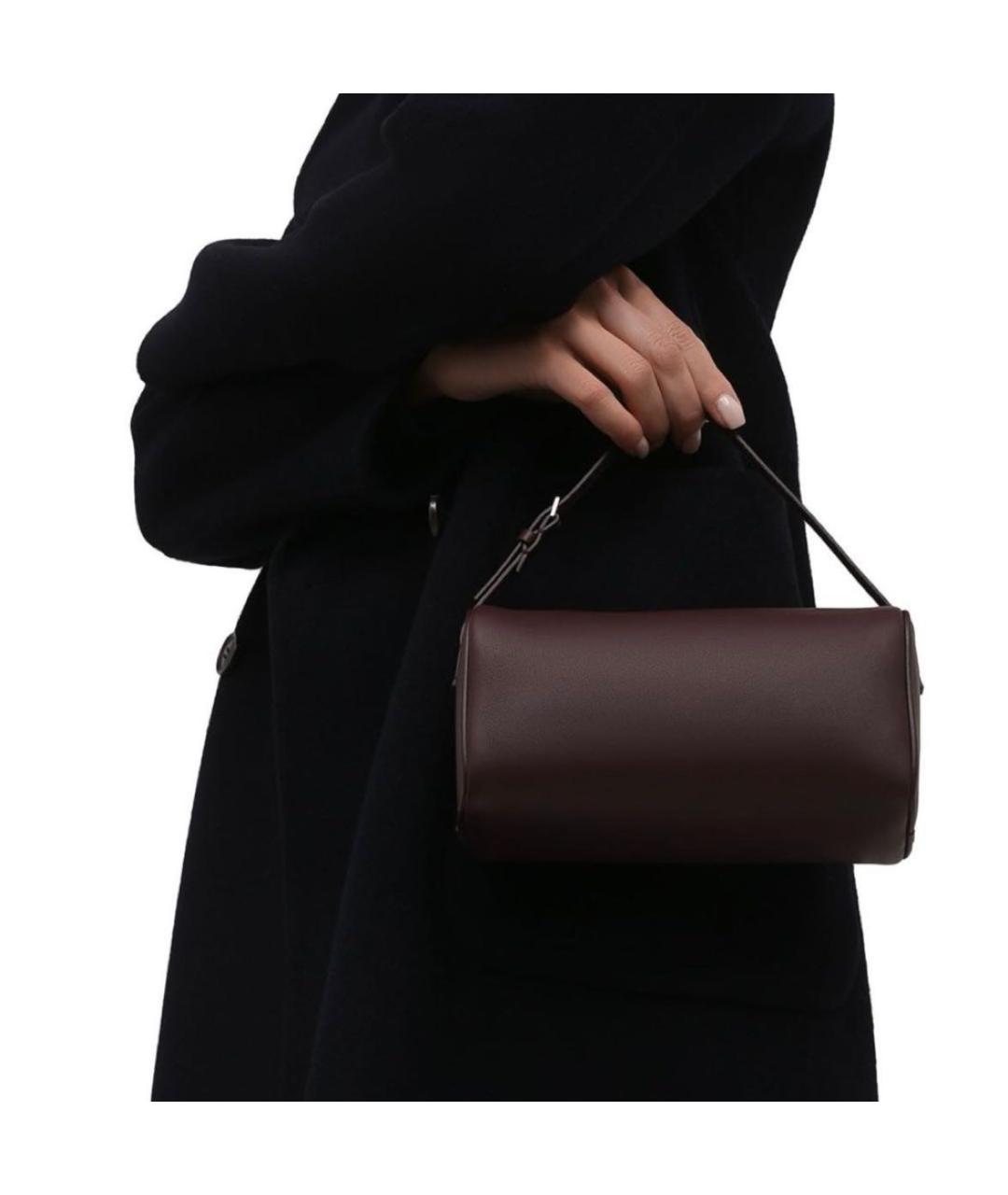 THE ROW Черная кожаная сумка с короткими ручками, фото 5