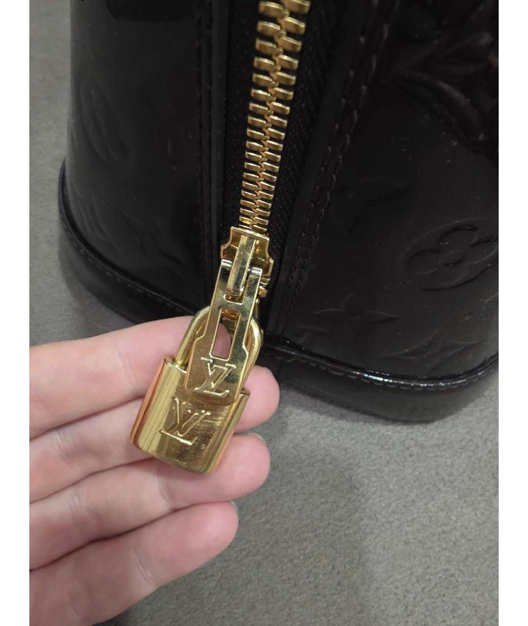 LOUIS VUITTON Бордовая сумка тоут из лакированной кожи, фото 3