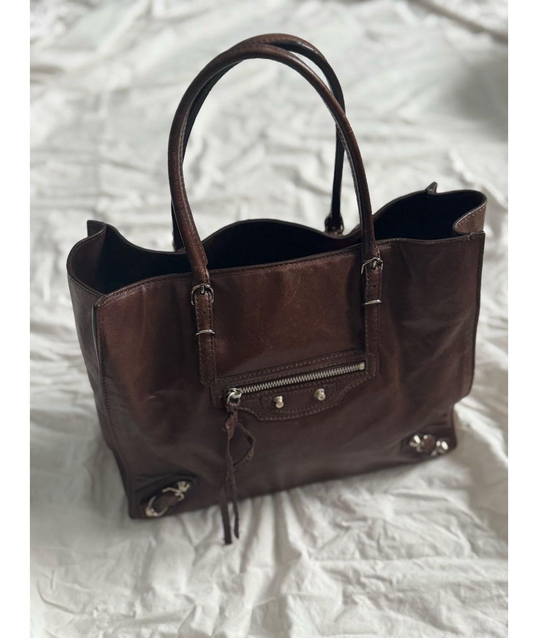 BALENCIAGA Коричневая кожаная сумка с короткими ручками, фото 3