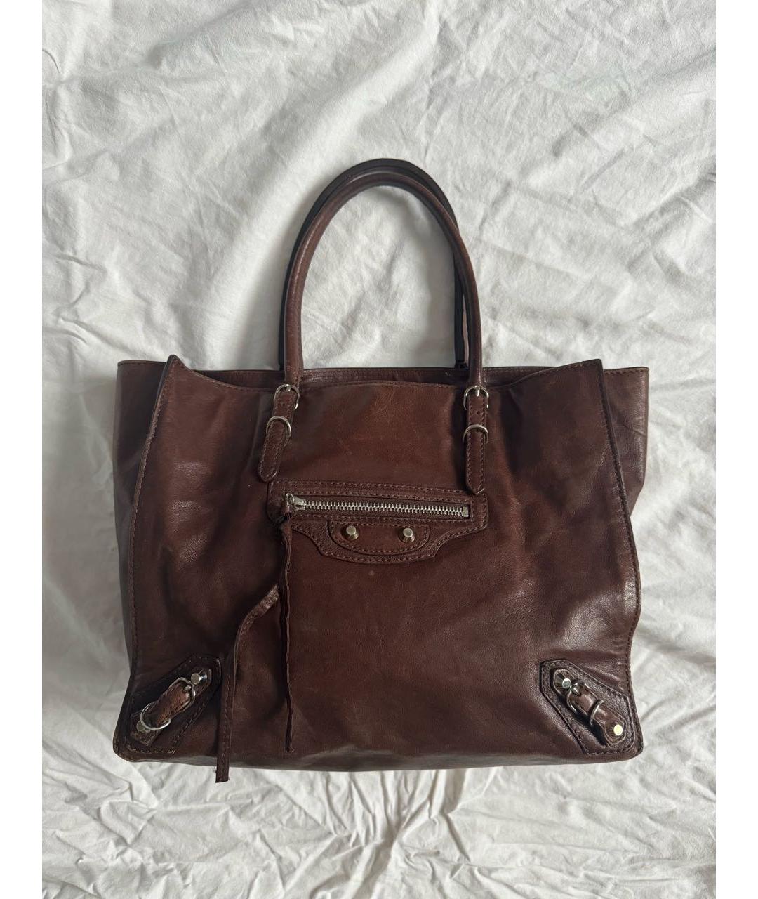 BALENCIAGA Коричневая кожаная сумка с короткими ручками, фото 9