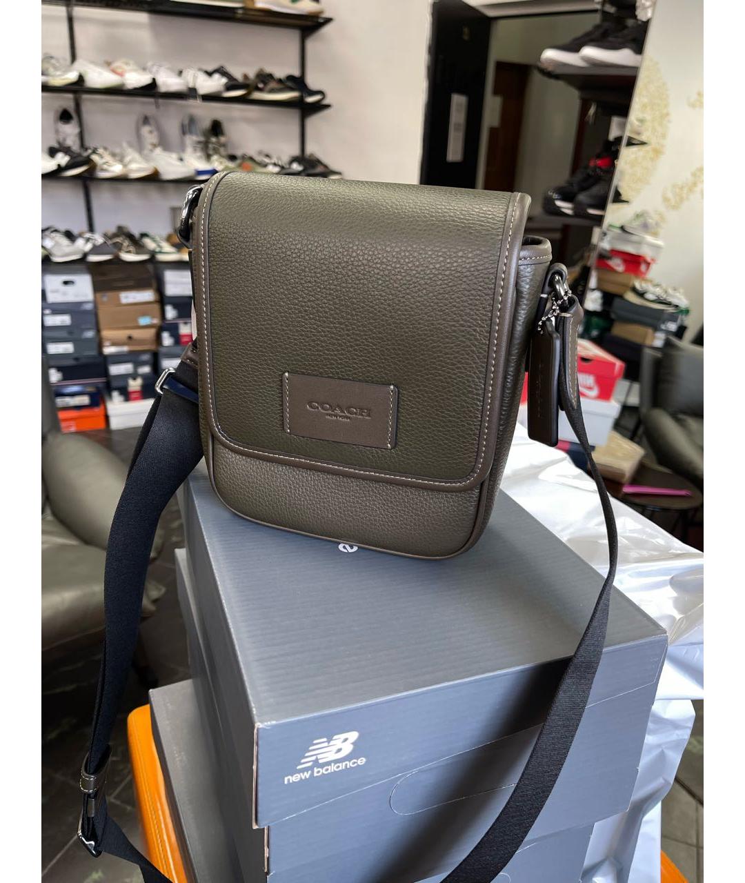 COACH Зеленая кожаная барсетка, фото 3