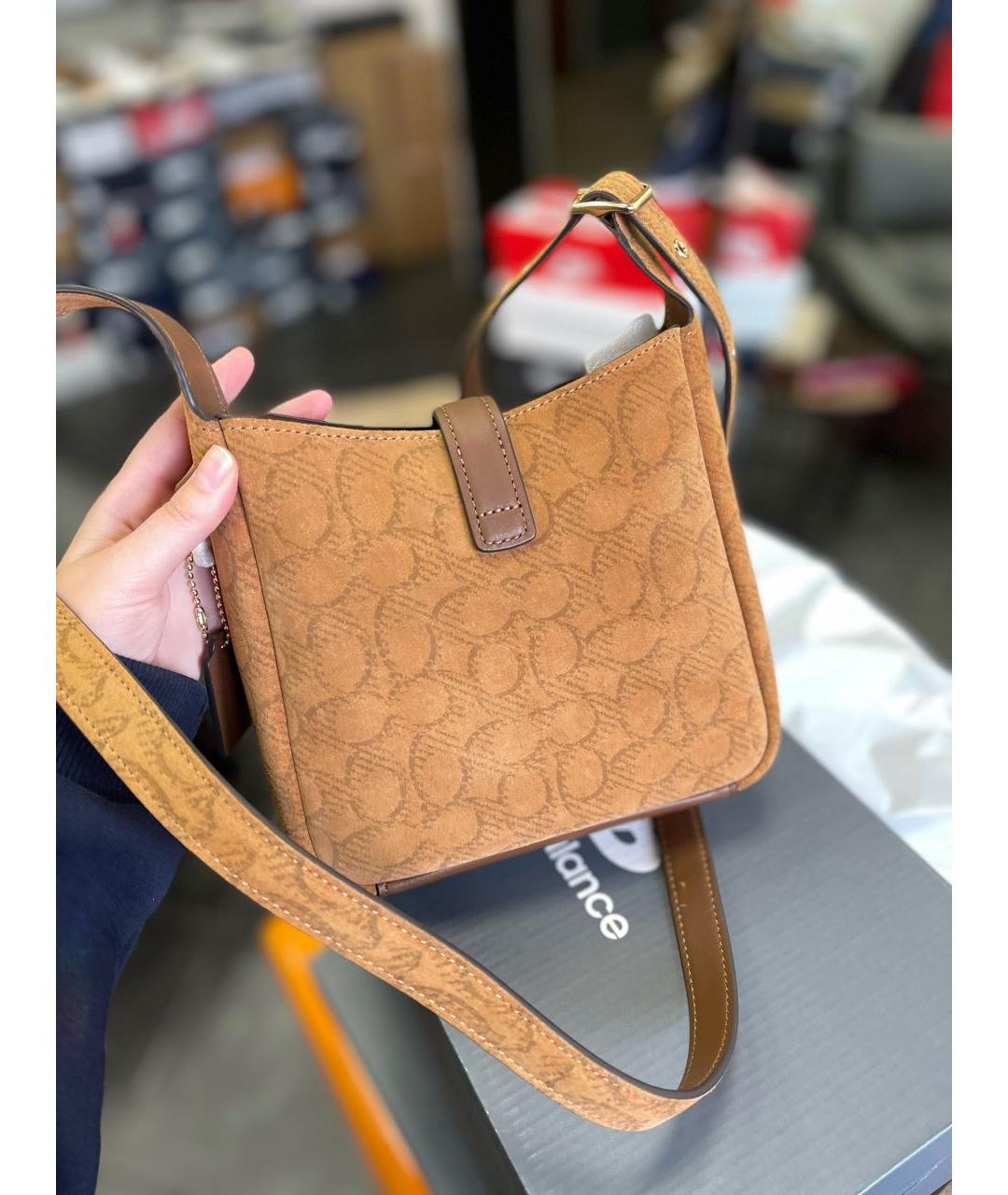 COACH Коричневая замшевая сумка через плечо, фото 5