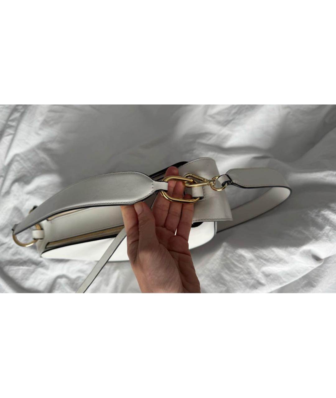 WANDLER Белая кожаная сумка с короткими ручками, фото 2