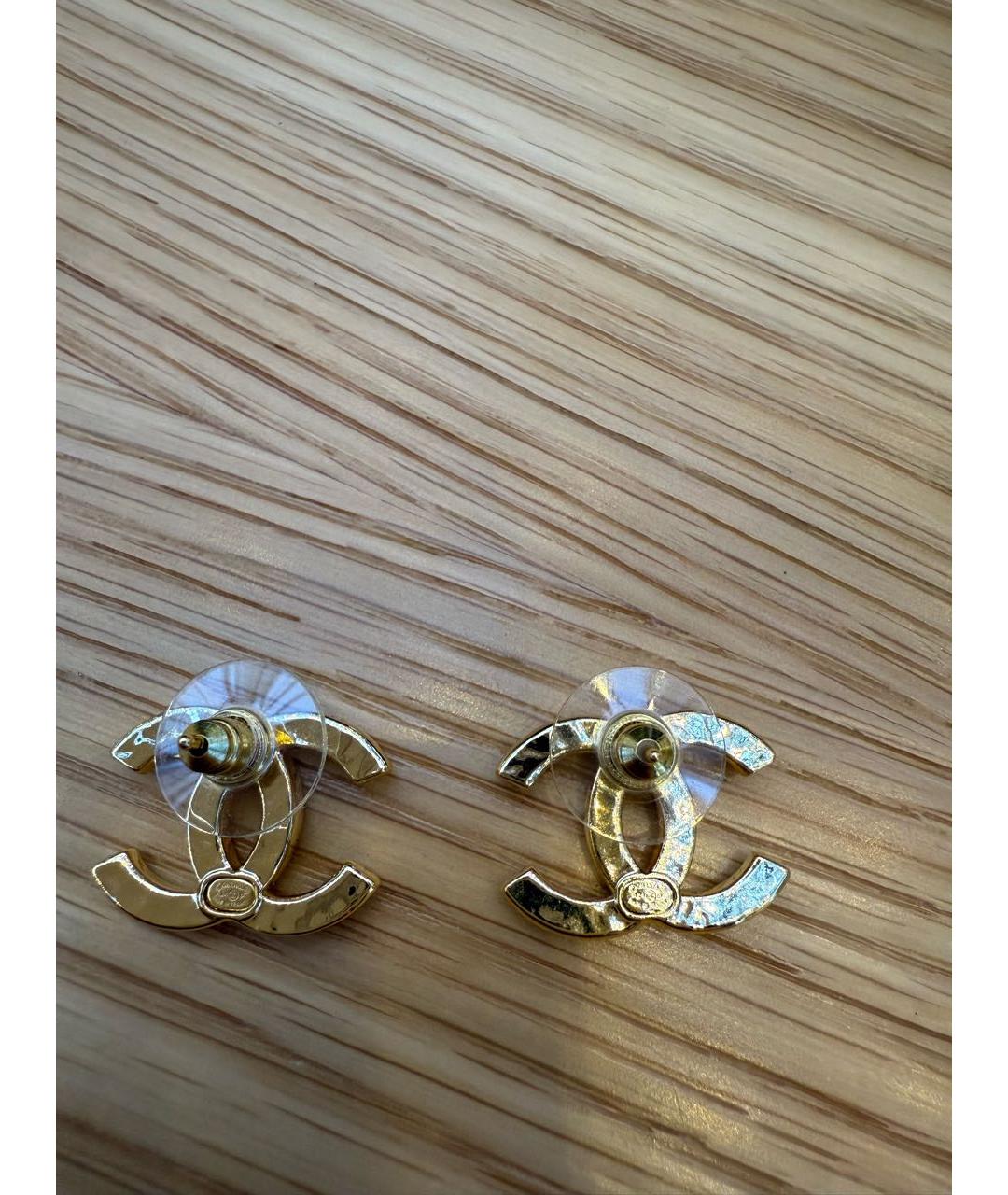 CHANEL Золотые металлические серьги, фото 2