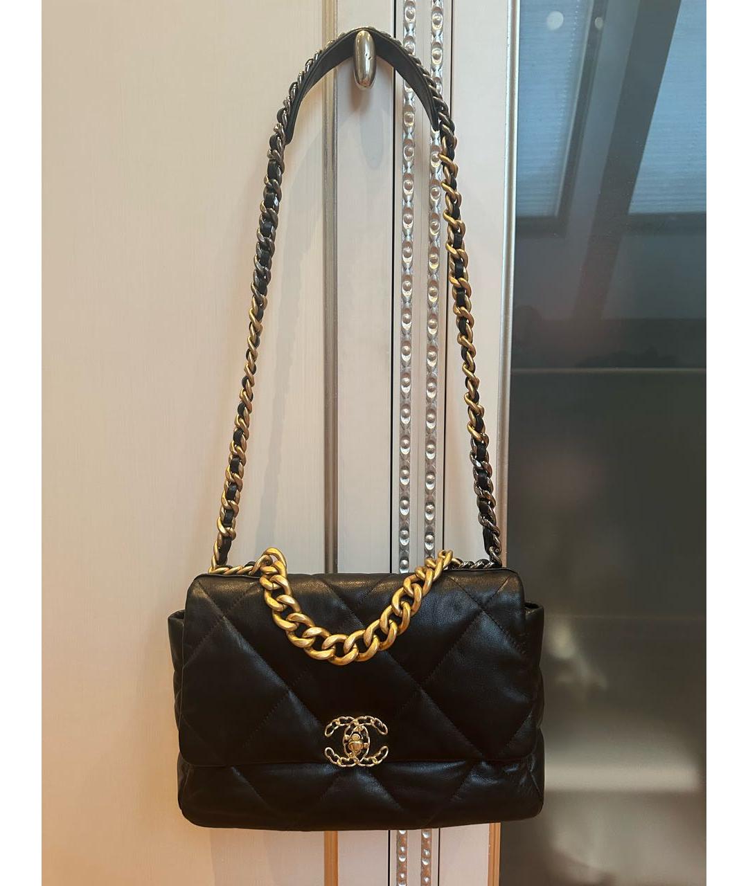 CHANEL Черная кожаная сумка через плечо, фото 2