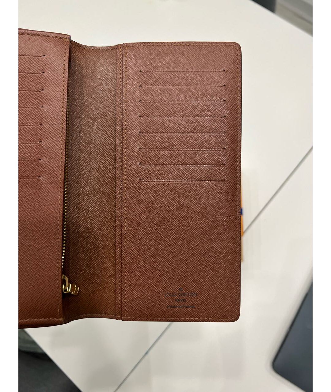 LOUIS VUITTON Коричневый кожаный кошелек, фото 4