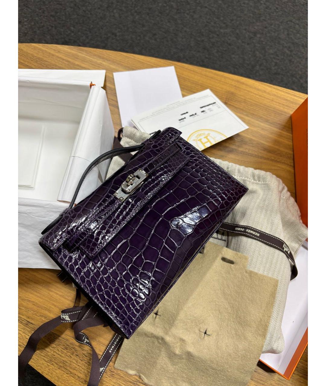 HERMES Фиолетовая сумка с короткими ручками из экзотической кожи, фото 3