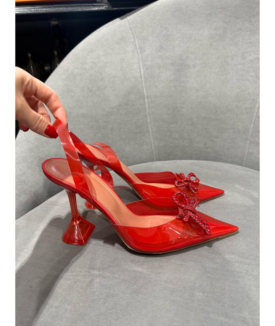 Amina Muaddi Красные босоножки, фото 8