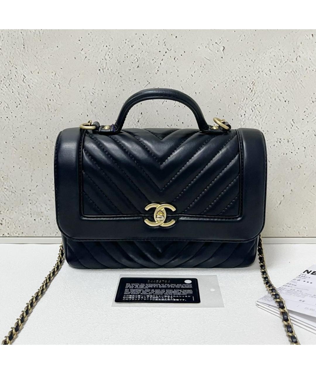 CHANEL Черная кожаная сумка через плечо, фото 2