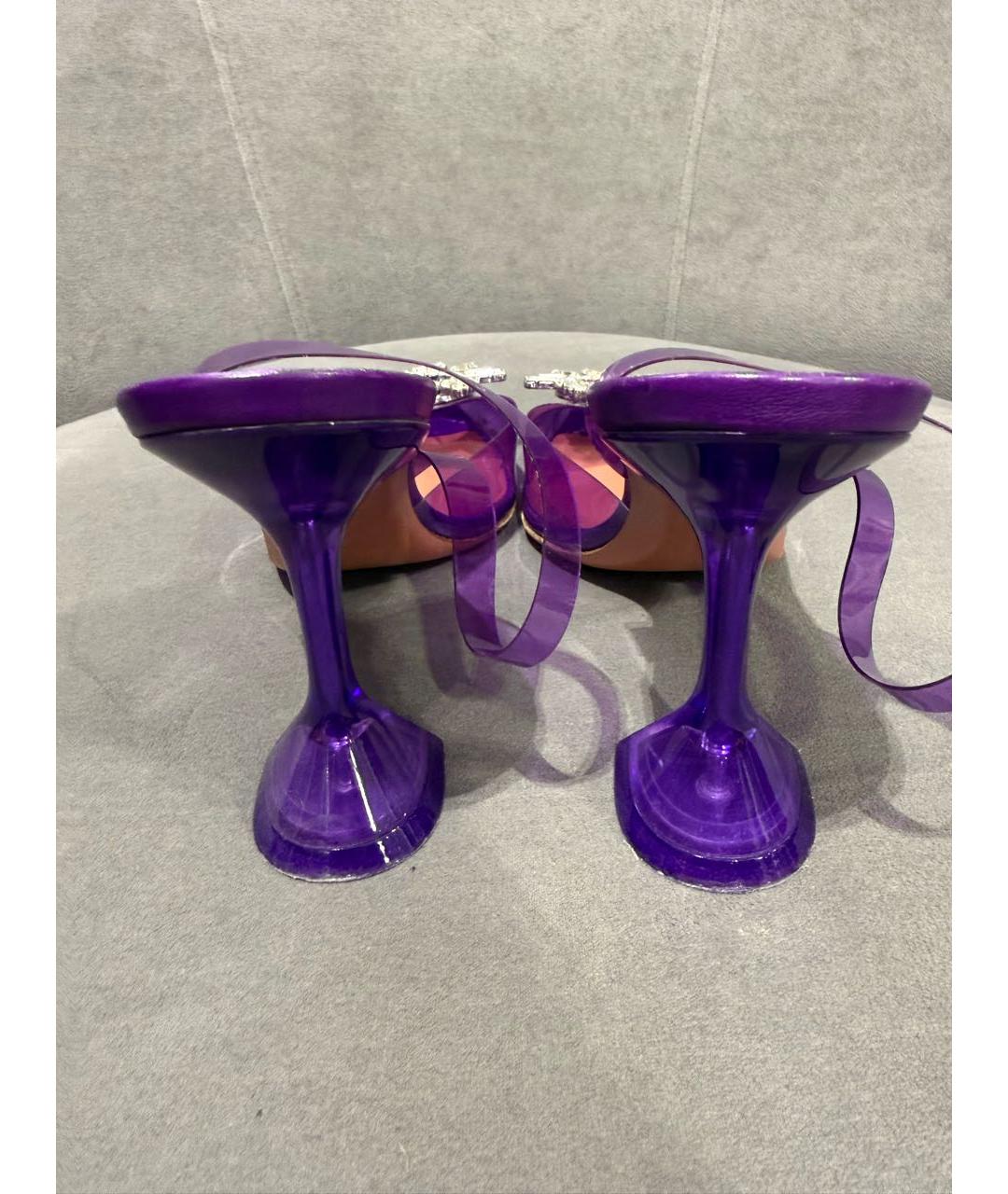 Amina Muaddi Фиолетовые резиновые босоножки, фото 5
