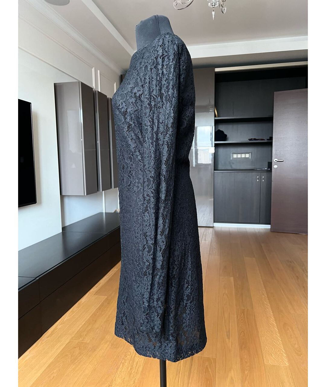 MCQ ALEXANDER MCQUEEN Черное кружевное вечернее платье, фото 3