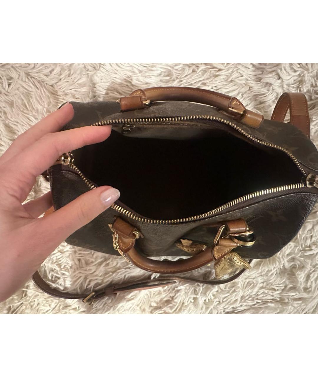 LOUIS VUITTON Коричневая кожаная сумка с короткими ручками, фото 3