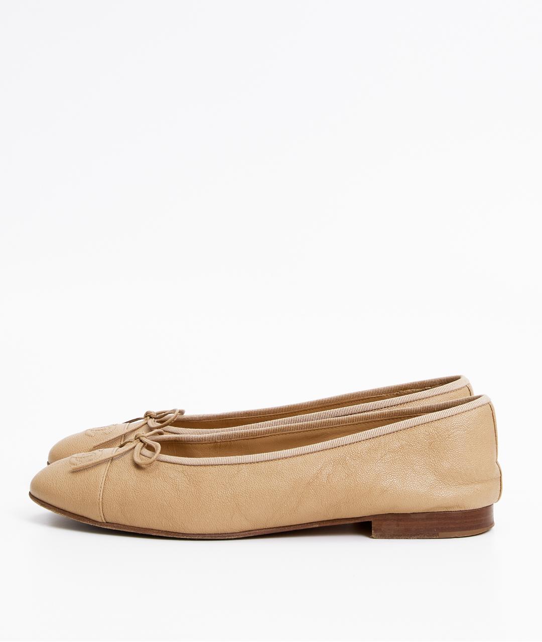 CHANEL Бежевые кожаные балетки, фото 3