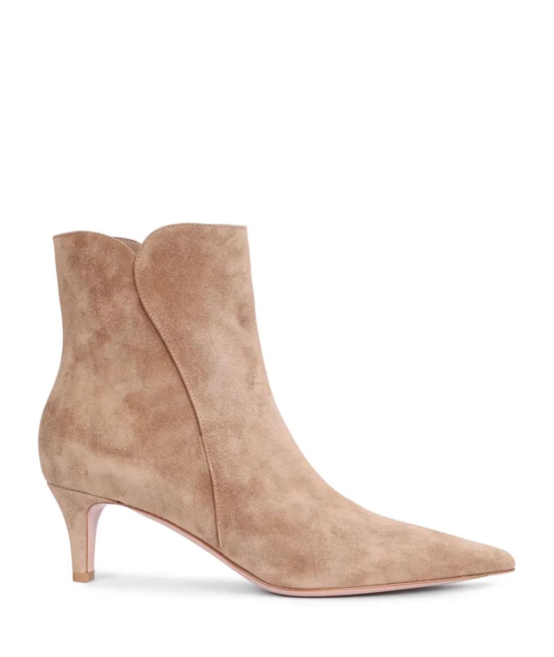 GIANVITO ROSSI Бежевые замшевые ботильоны, фото 1