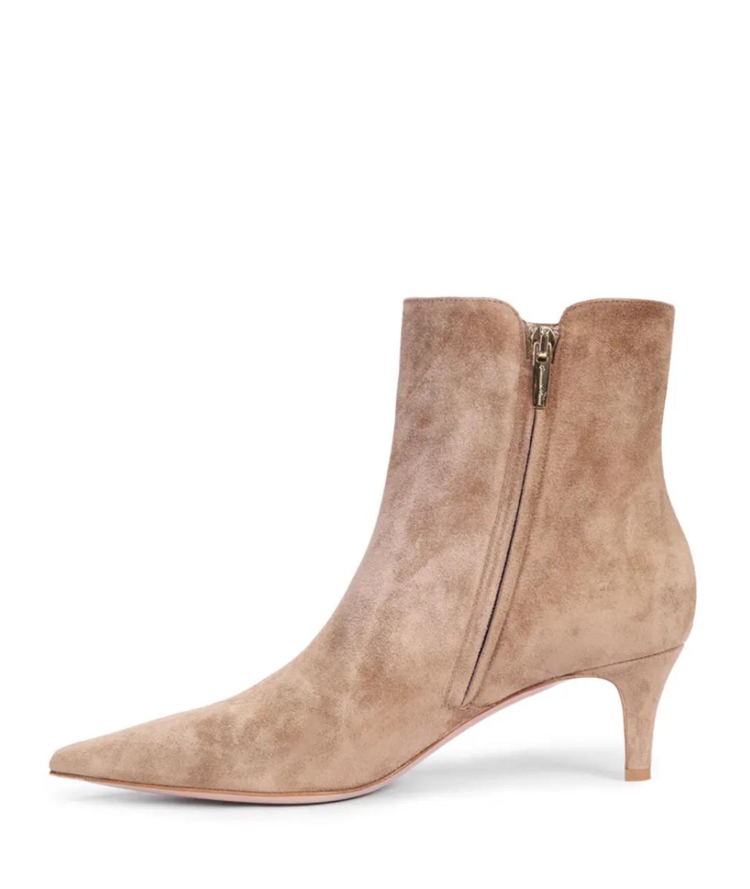 GIANVITO ROSSI Бежевые замшевые ботильоны, фото 3