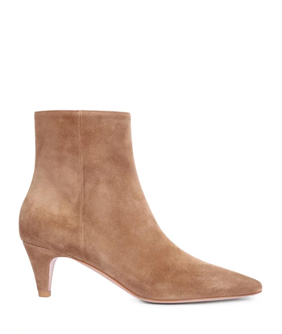 GIANVITO ROSSI Бежевые замшевые ботильоны, фото 1