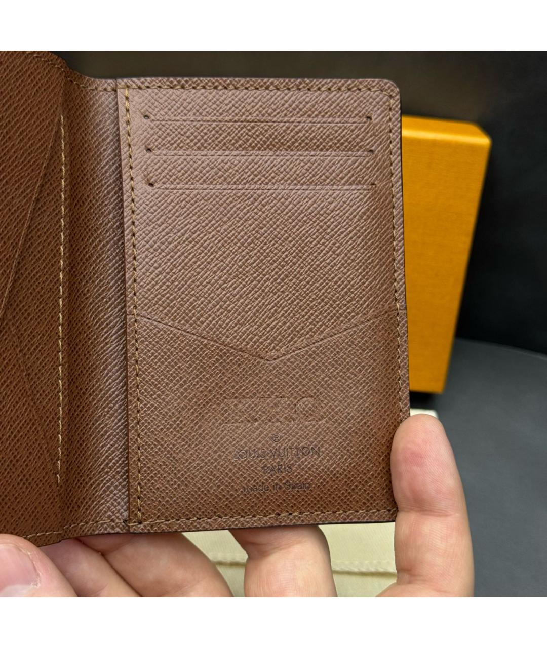 LOUIS VUITTON Коричневый кардхолдер, фото 8