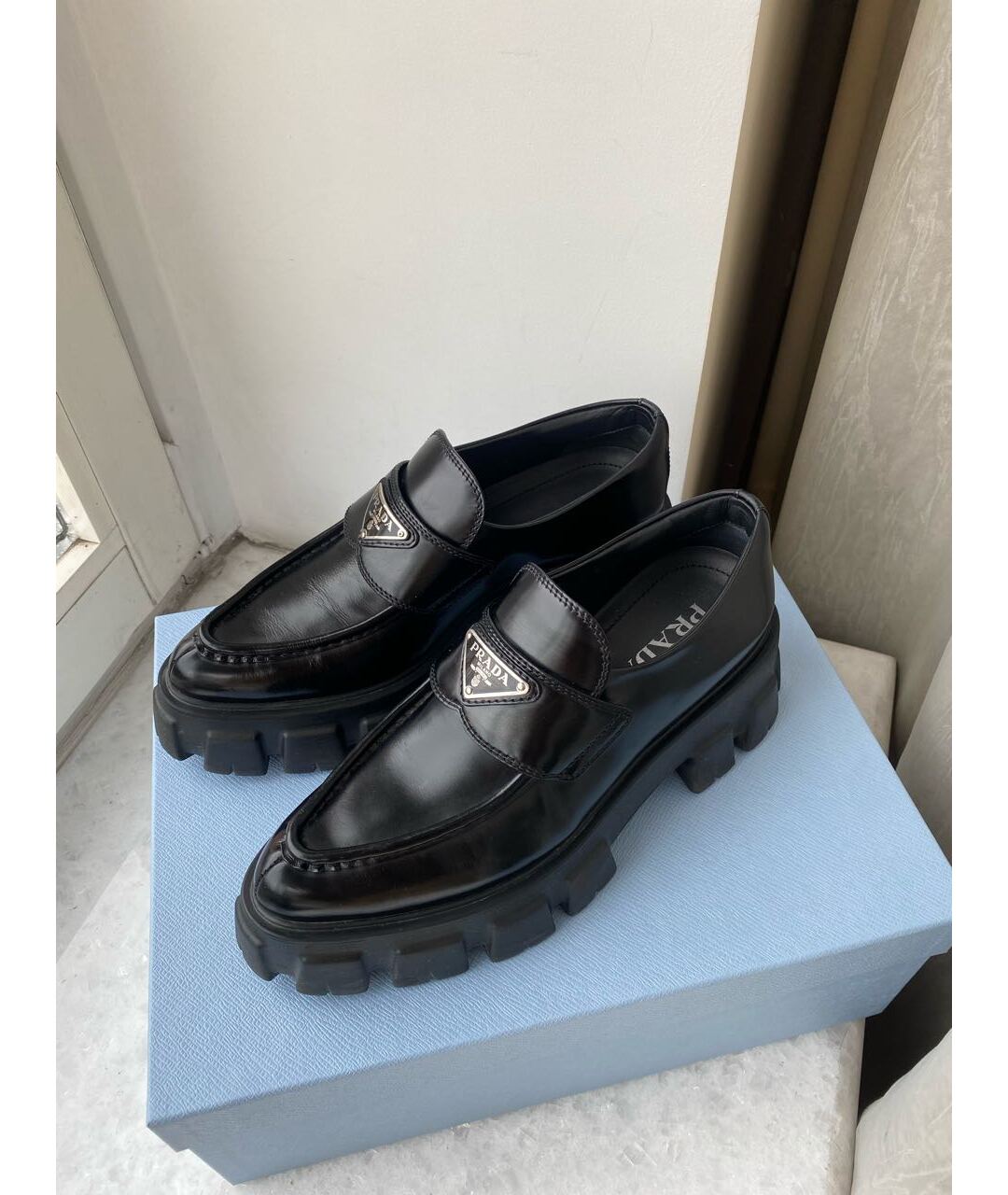 PRADA Черные кожаные лоферы, фото 6