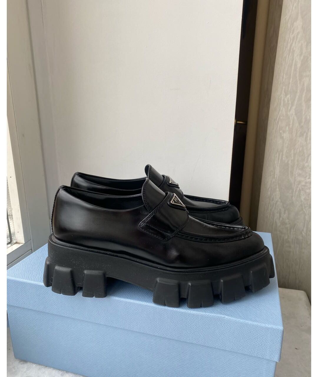 PRADA Черные кожаные лоферы, фото 9