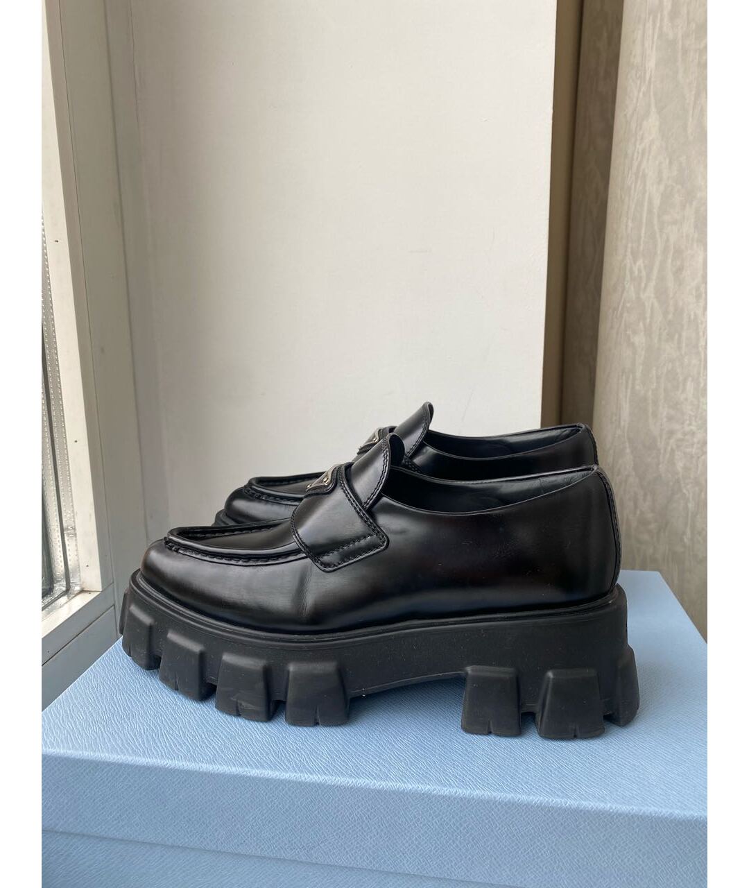 PRADA Черные кожаные лоферы, фото 5