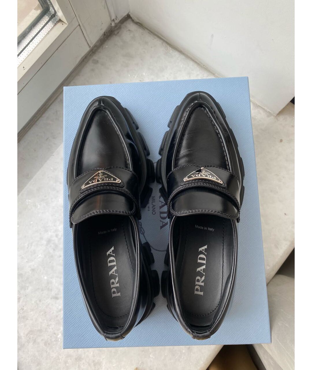 PRADA Черные кожаные лоферы, фото 2