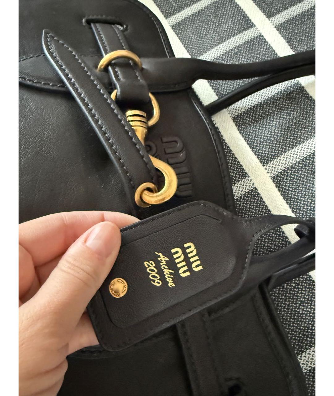 MIU MIU Черная кожаная сумка тоут, фото 6