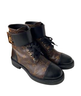 LOUIS VUITTON Ботинки