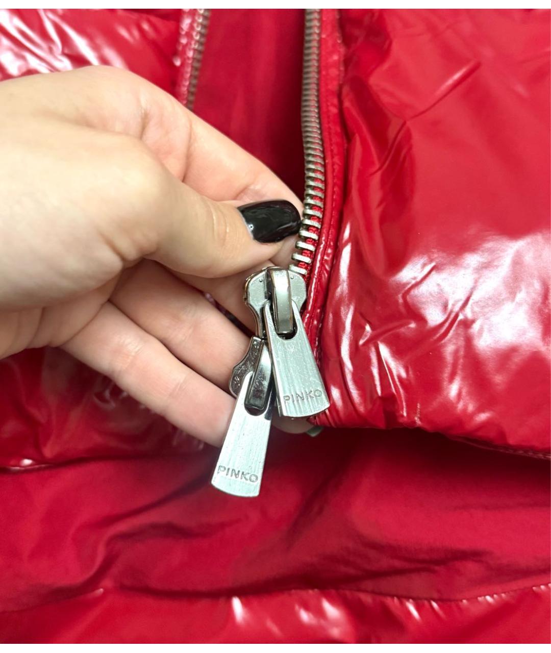 PINKO Красный полиэстеровый пуховик, фото 3